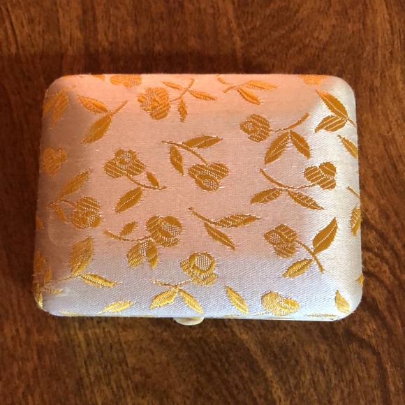 Set of (8) Vintage Pins - Picture 12 of 13